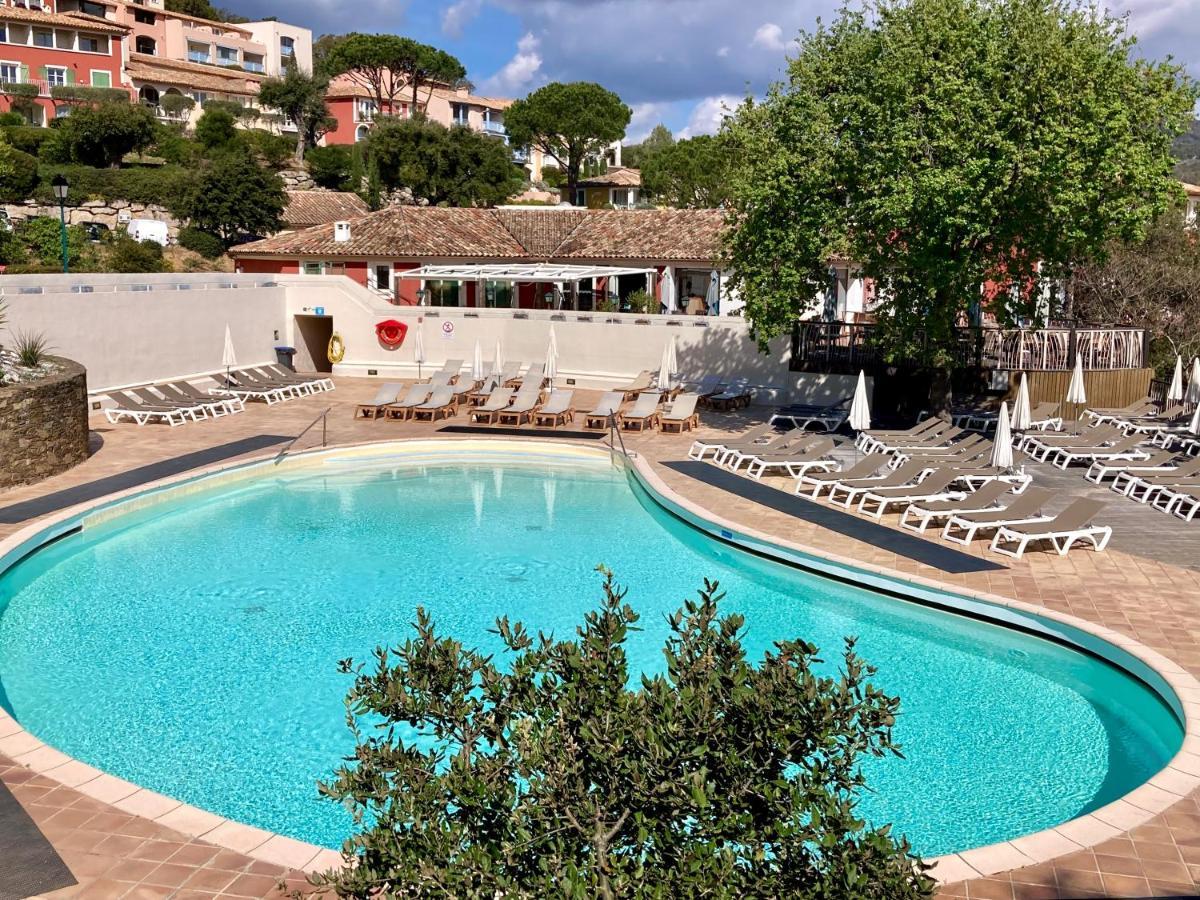 Les Restanques Bruyeres 2103 Proche Piscine Apartment Grimaud Exterior photo
